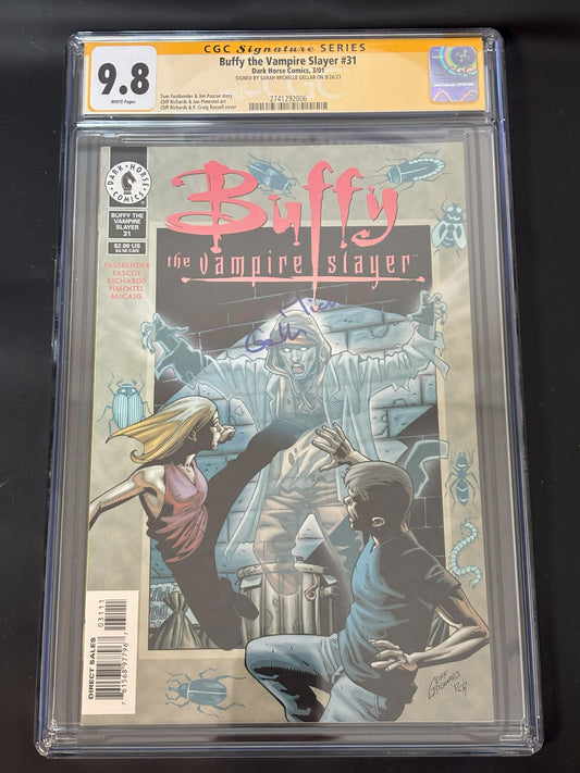 Sarah Michelle Gellar Autographed 2001 Buffy the Vampire Slayer #31 Cliff Richards & P. Craig Russell Cover CGC SS 9.8