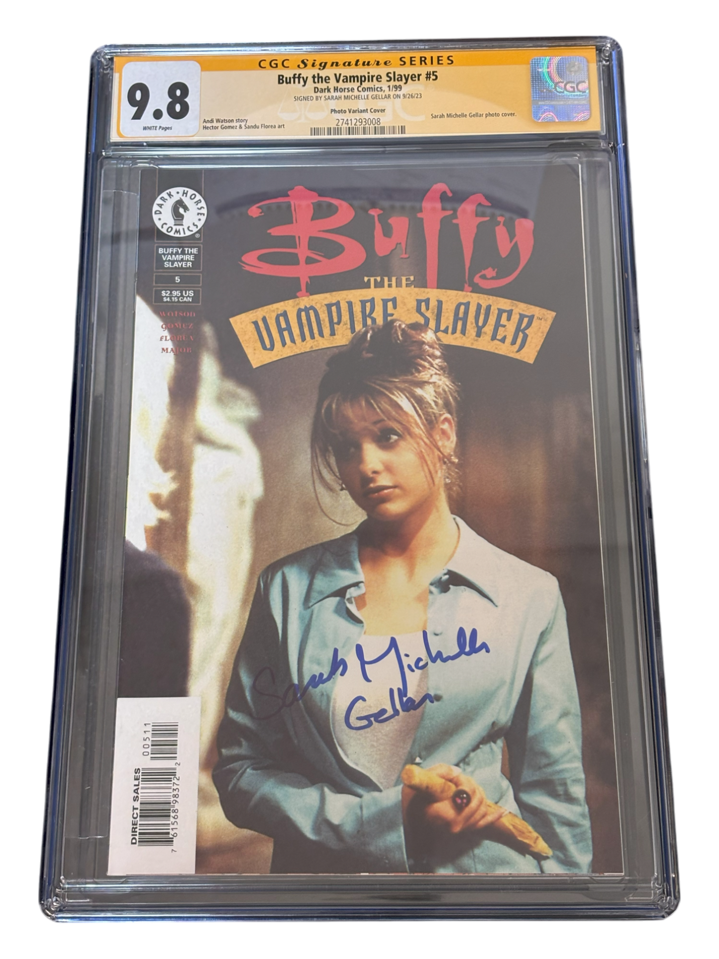 Sarah Michelle Gellar Autographed 1999 Buffy the Vampire Slayer #5 Photo Variant Cover  CGC SS 9.8