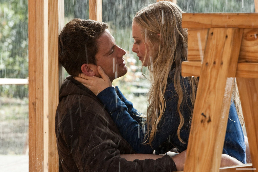 Amanda Seyfried signed Dear John Image #5 (8x10, 11x14)