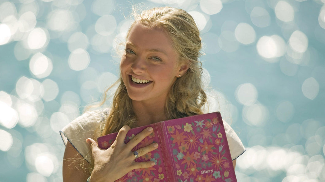 Amanda Seyfried signed Mama Mia Image #4 (8x10, 11x14)