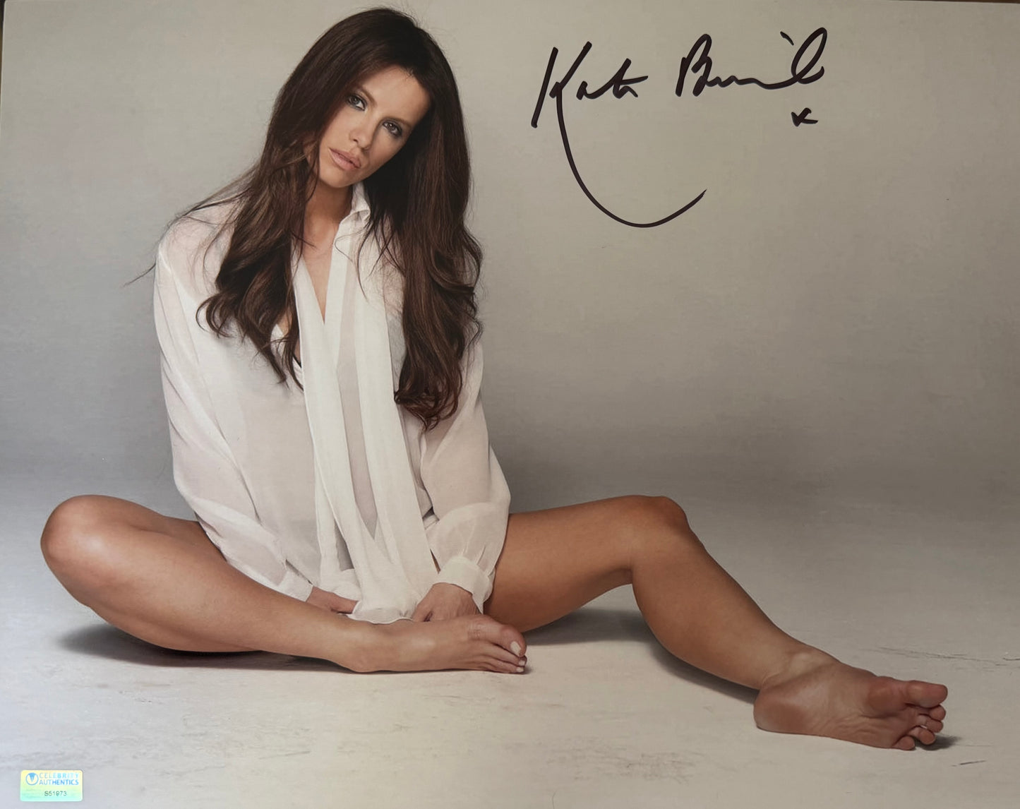 Kate Beckinsale signed 11x14 Publicity Photo 1A