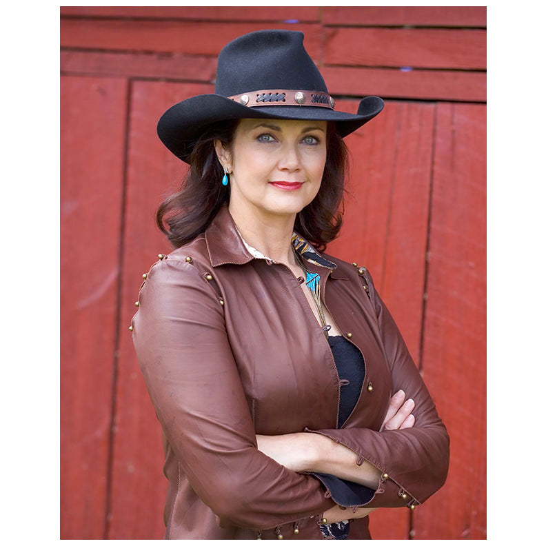 Lynda Carter Autographed 2005 Dukes of Hazzard 8x10 Photo Pre-Order