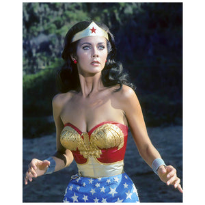 Lynda Carter Autographed 1976 Wonder Woman 8x10 Scene 2 Photo Pre-Order