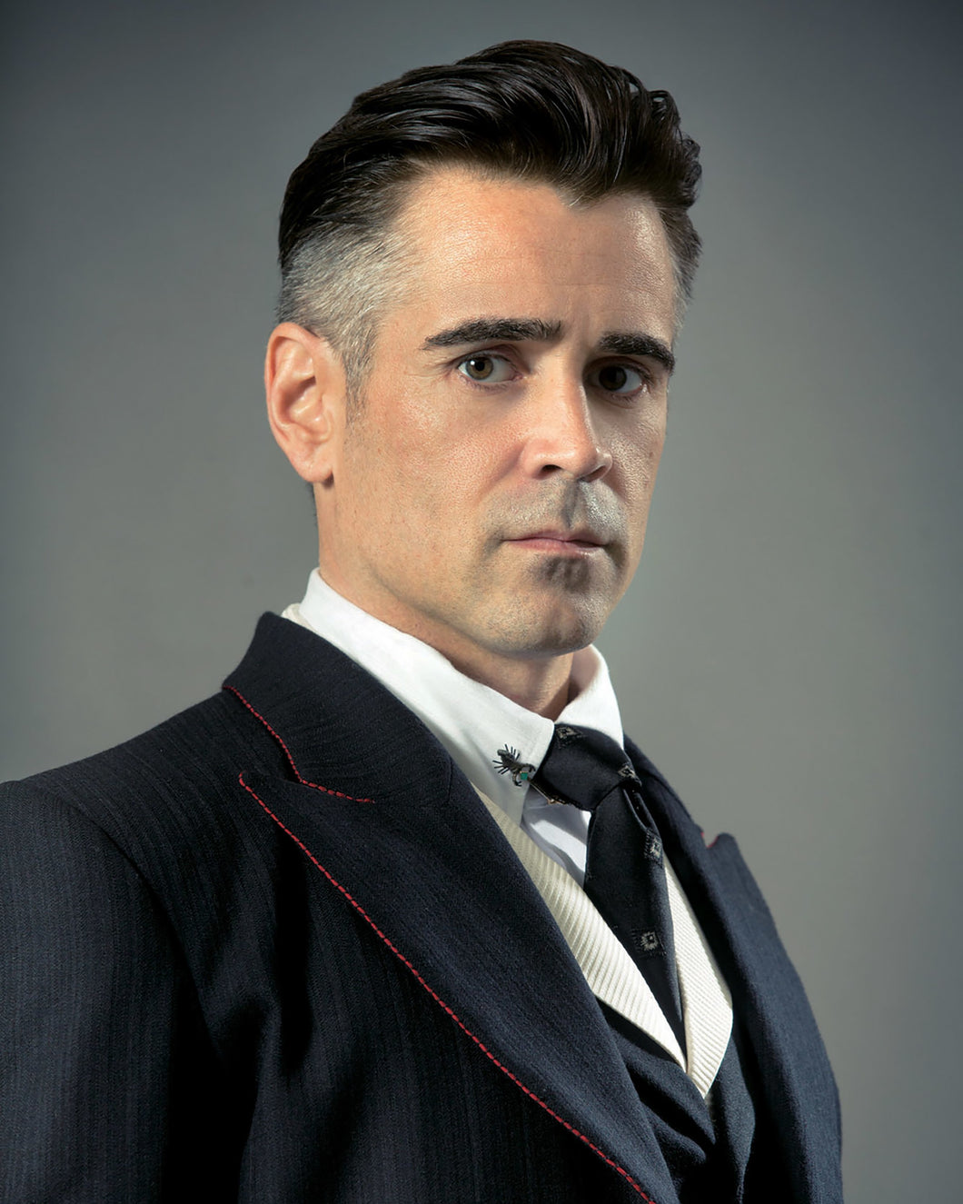 Colin Farrell Autographed 2022 Fantastic Beasts: The Secrets of Dumbledore 8x10 Studio Photo Pre-Order